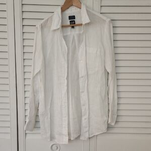 GAP Crisp White Long Sleeve Shirt. 100% Linen